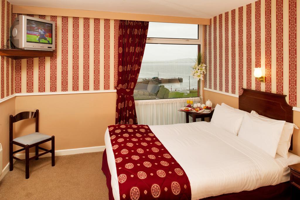 Logues Liscannor Hotel Oda fotoğraf